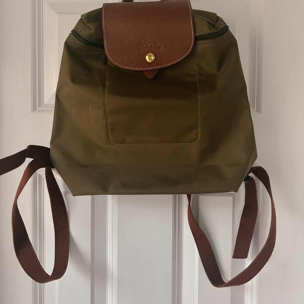 Longchamp Le Pliage Medium Backpack